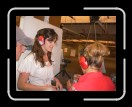 0605-RC-RedsGuns01 * 1600 x 1200 * (865KB)