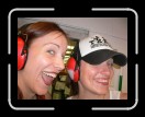 0605-RC-RedsGuns03 * 1600 x 1200 * (850KB)
