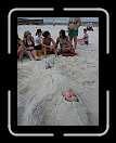 0808-HuracanPuta56 * Somebody, please get me out of here!!!! * 2304 x 3072 * (3.57MB)